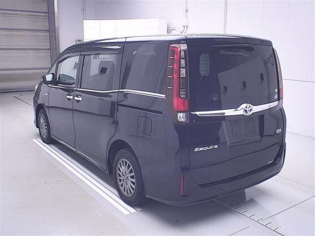 TOYOTA ESQUIRE 2015