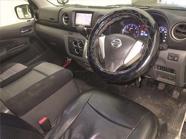 NISSAN CARAVAN VAN 2014