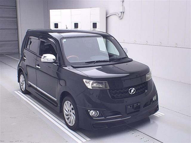 TOYOTA BB 2009
