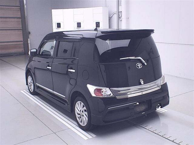 TOYOTA BB 2009