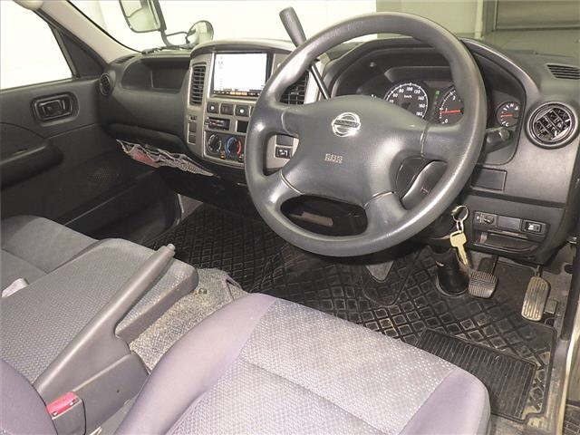 NISSAN CARAVAN VAN 2011
