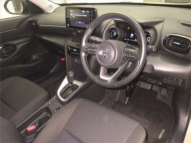 TOYOTA YARIS CROSS 2023