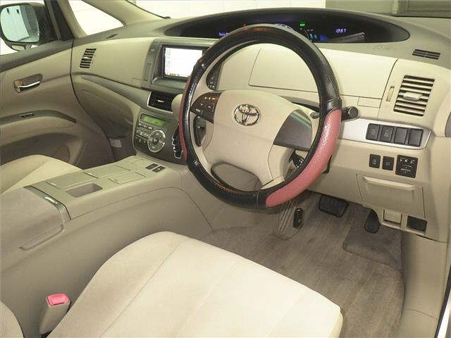 TOYOTA ESTIMA HYBRID 2010