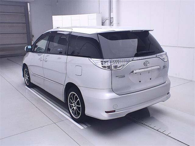 TOYOTA ESTIMA HYBRID 2010