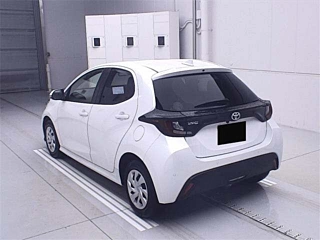 TOYOTA YARIS 2024