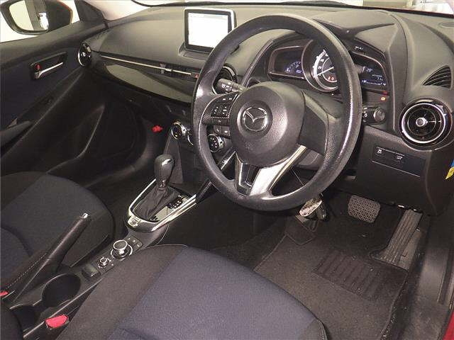 MAZDA DEMIO 2015