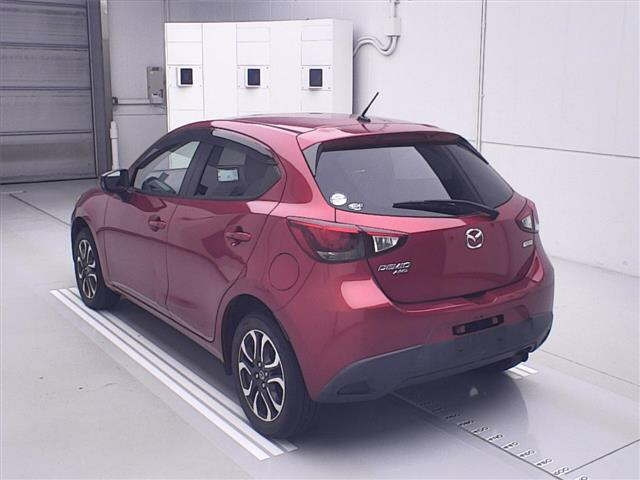MAZDA DEMIO 2015