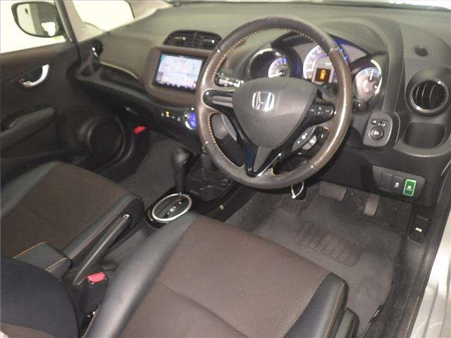HONDA FIT SHUTTLE 2011