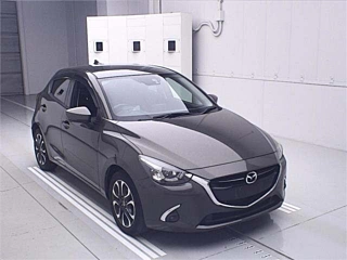MAZDA DEMIO 2017