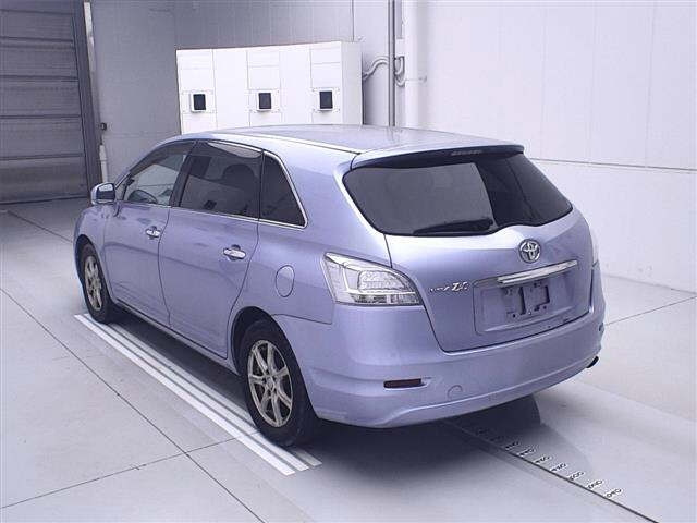 TOYOTA MARK X ZIO 2010