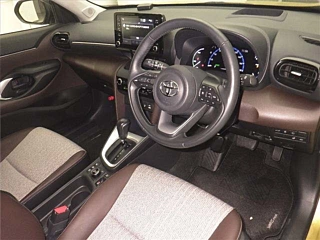 TOYOTA YARIS CROSS 2020