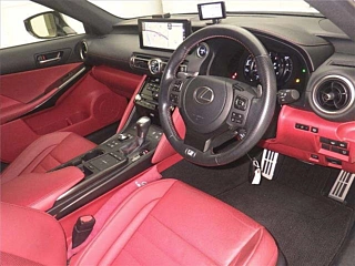 LEXUS IS 2020