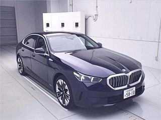 BMW 5 SERIES 2023