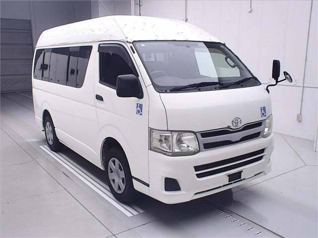 TOYOTA REGIUS ACE VAN 2013