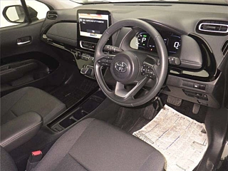 TOYOTA AQUA 2025