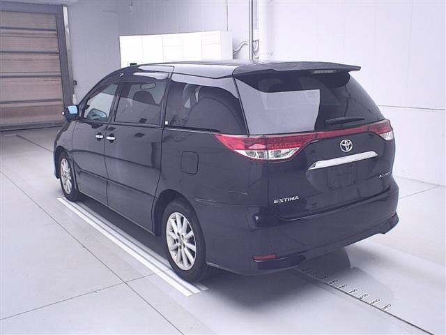 TOYOTA ESTIMA 2011