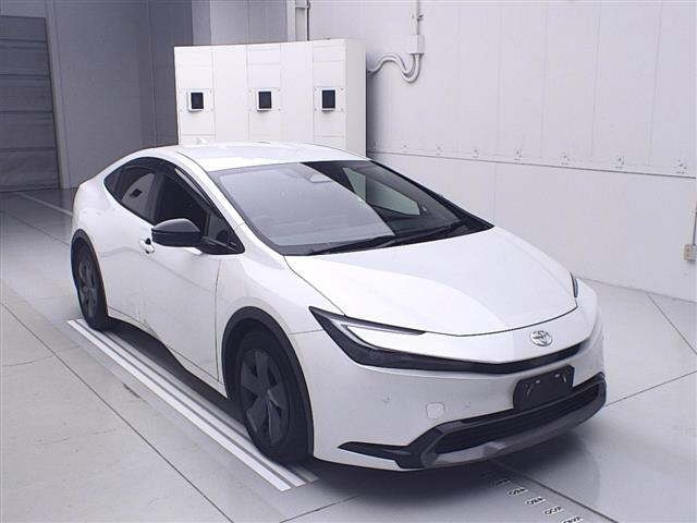 TOYOTA PRIUS 2024