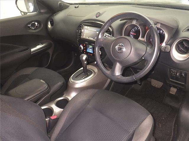 NISSAN JUKE 2010