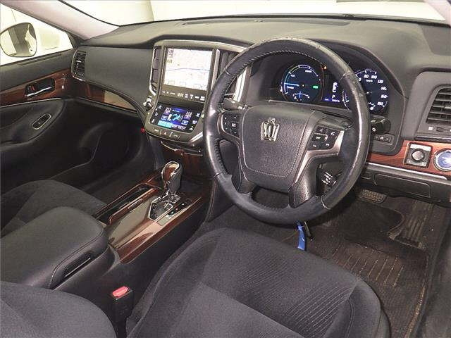 TOYOTA CROWN 2015