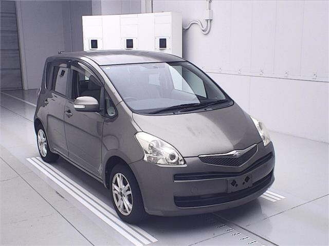 TOYOTA RACTIS 2010