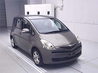 TOYOTA RACTIS 2010