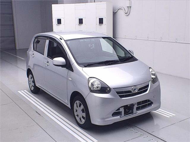 DAIHATSU MIRA E S 2012
