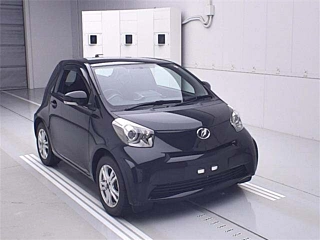 TOYOTA IQ 2011
