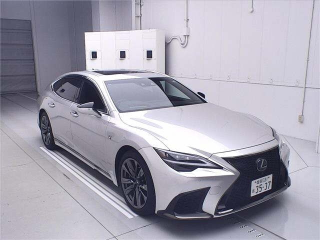 LEXUS LS 2021
