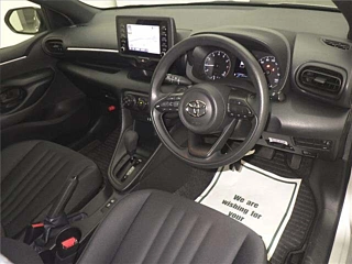 TOYOTA YARIS 2020
