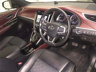 TOYOTA HARRIER 2020
