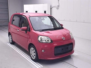 TOYOTA PORTE 2013