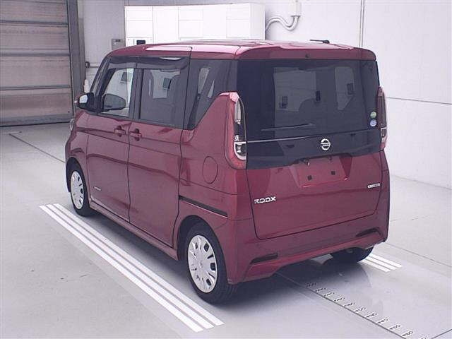 NISSAN ROOX 2020
