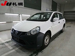 NISSAN AD 2017