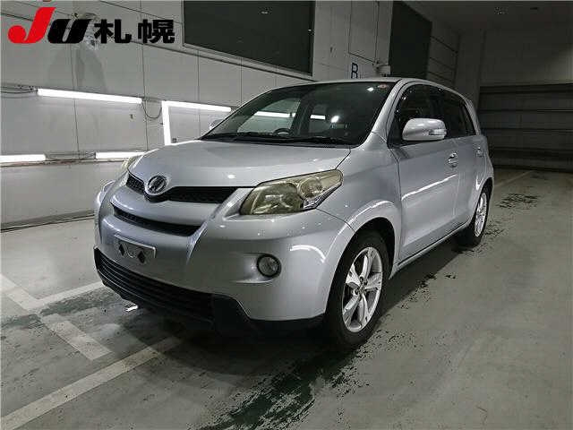 TOYOTA IST 2008