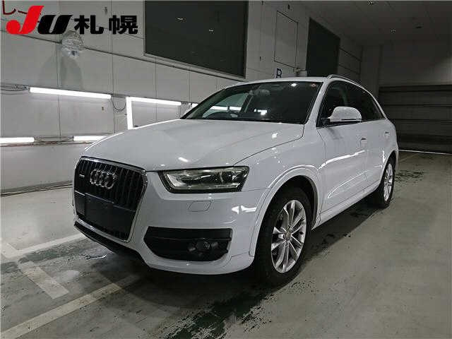 AUDI Q3 2012