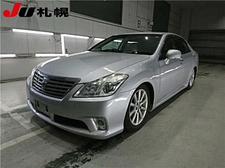 TOYOTA CROWN 2010