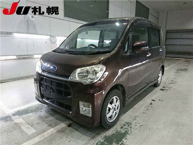 SUBARU LUCRA 2010