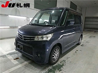 NISSAN ROOX 2011