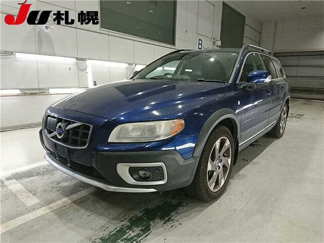 VOLVO XC70 2012