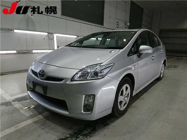 TOYOTA PRIUS 2010