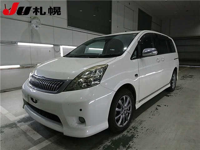 TOYOTA ISIS 2009