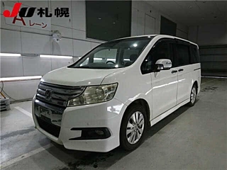 HONDA STEP WAGON 2011