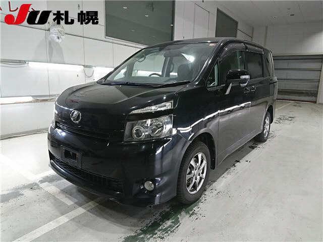 TOYOTA VOXY 2008