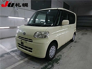 DAIHATSU TANTO 2010