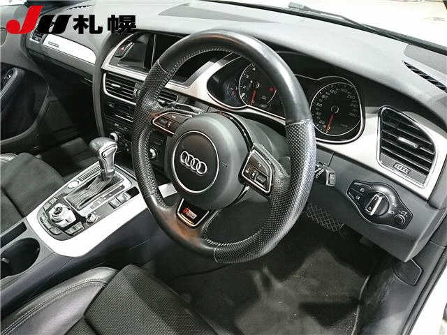 AUDI A4 2013