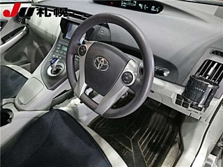 TOYOTA PRIUS 2010