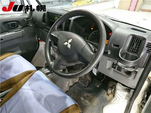 MITSUBISHI MINICAB VAN 2012