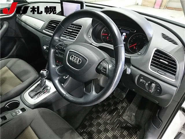 AUDI Q3 2012