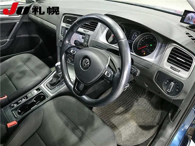 VOLKSWAGEN GOLF 2014