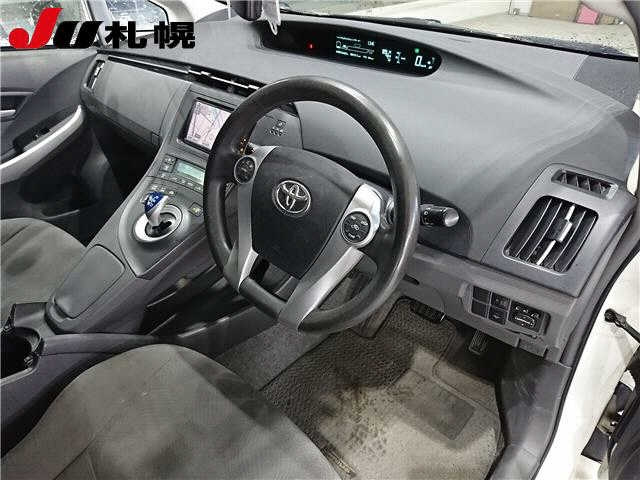TOYOTA PRIUS 2010
